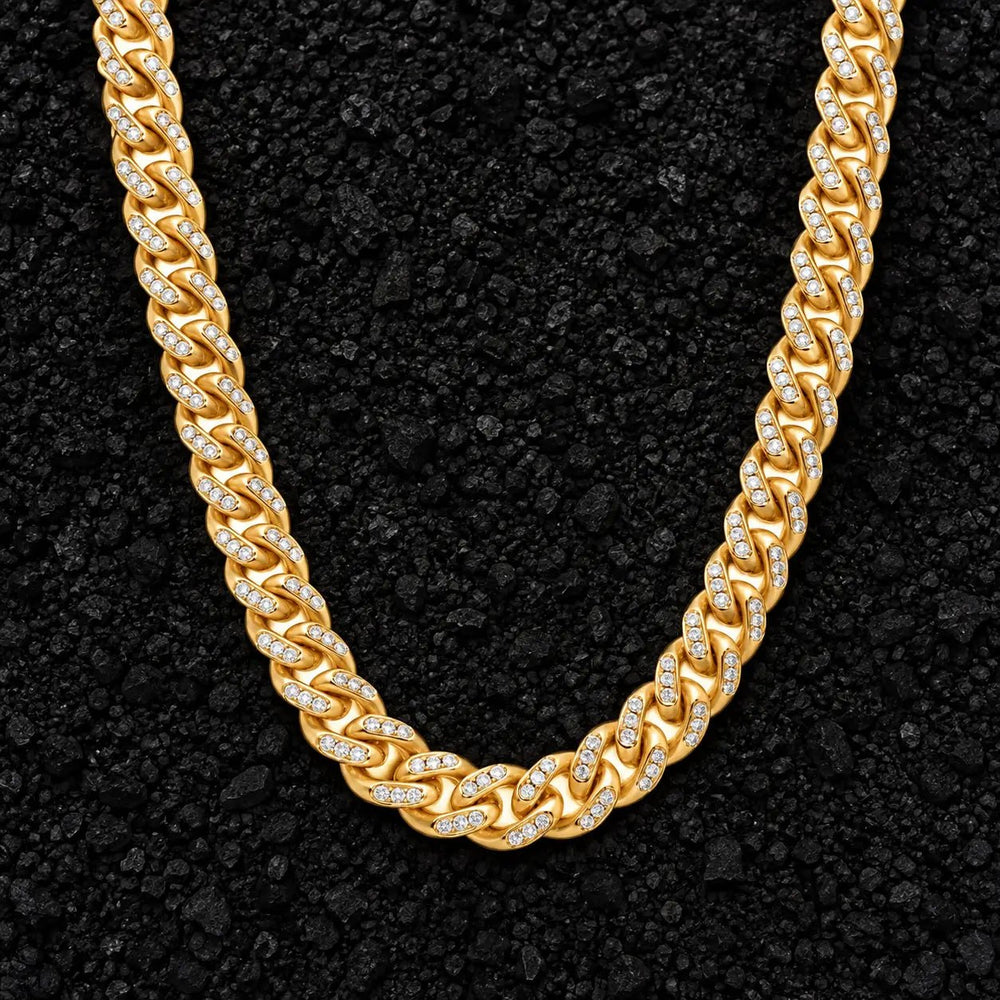 7mm Iced Moissanite Cuban Link Chain by Aumpex