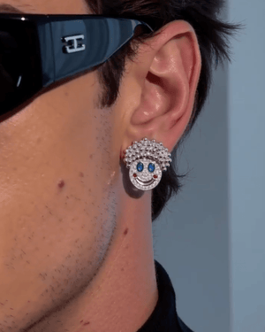 The Rosy Grin Moissanite Stud Earrings by Aumpex