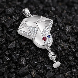 The Soloist Moissanite Pendant by Aumpex