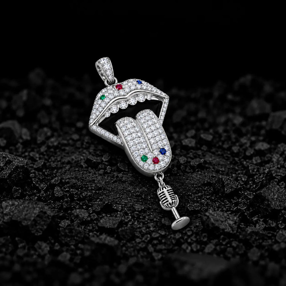 The Soloist Moissanite Pendant by Aumpex